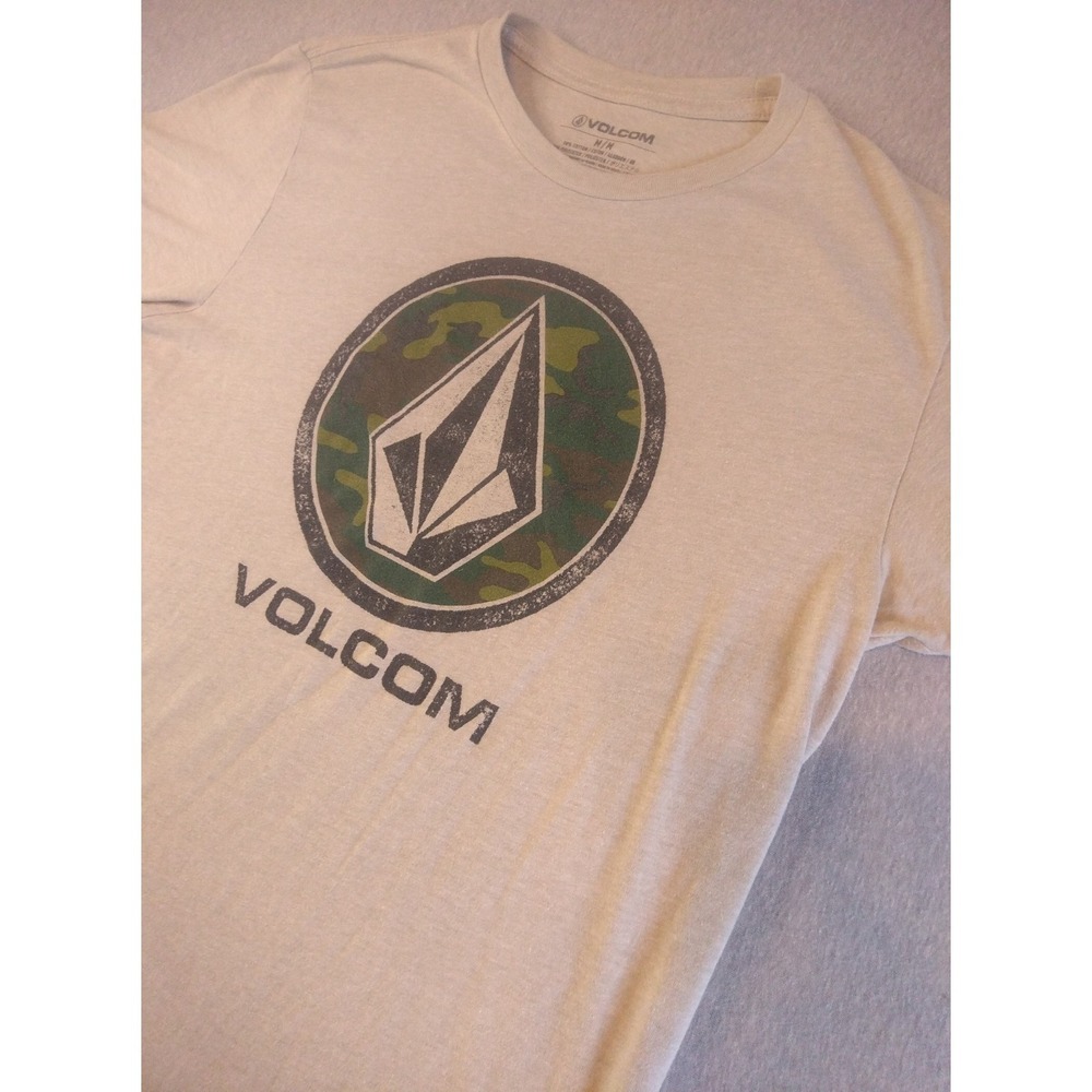 Volcom T-shirt Size M - Picture 3 of 16